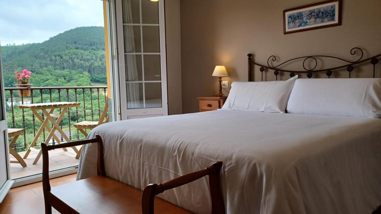 Apartamentos El Otero De Cudillero Сото-де-Луинья Экстерьер фото