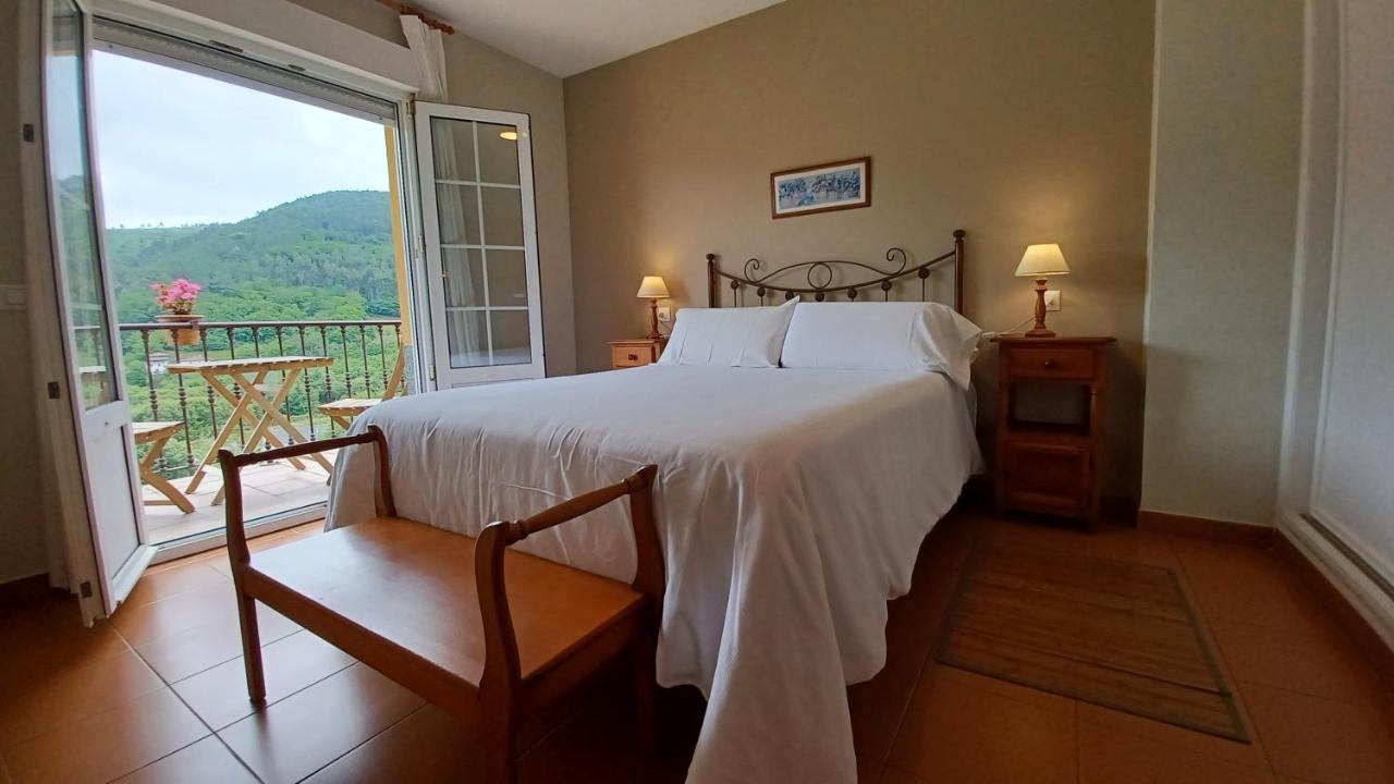 Apartamentos El Otero De Cudillero Сото-де-Луинья Экстерьер фото